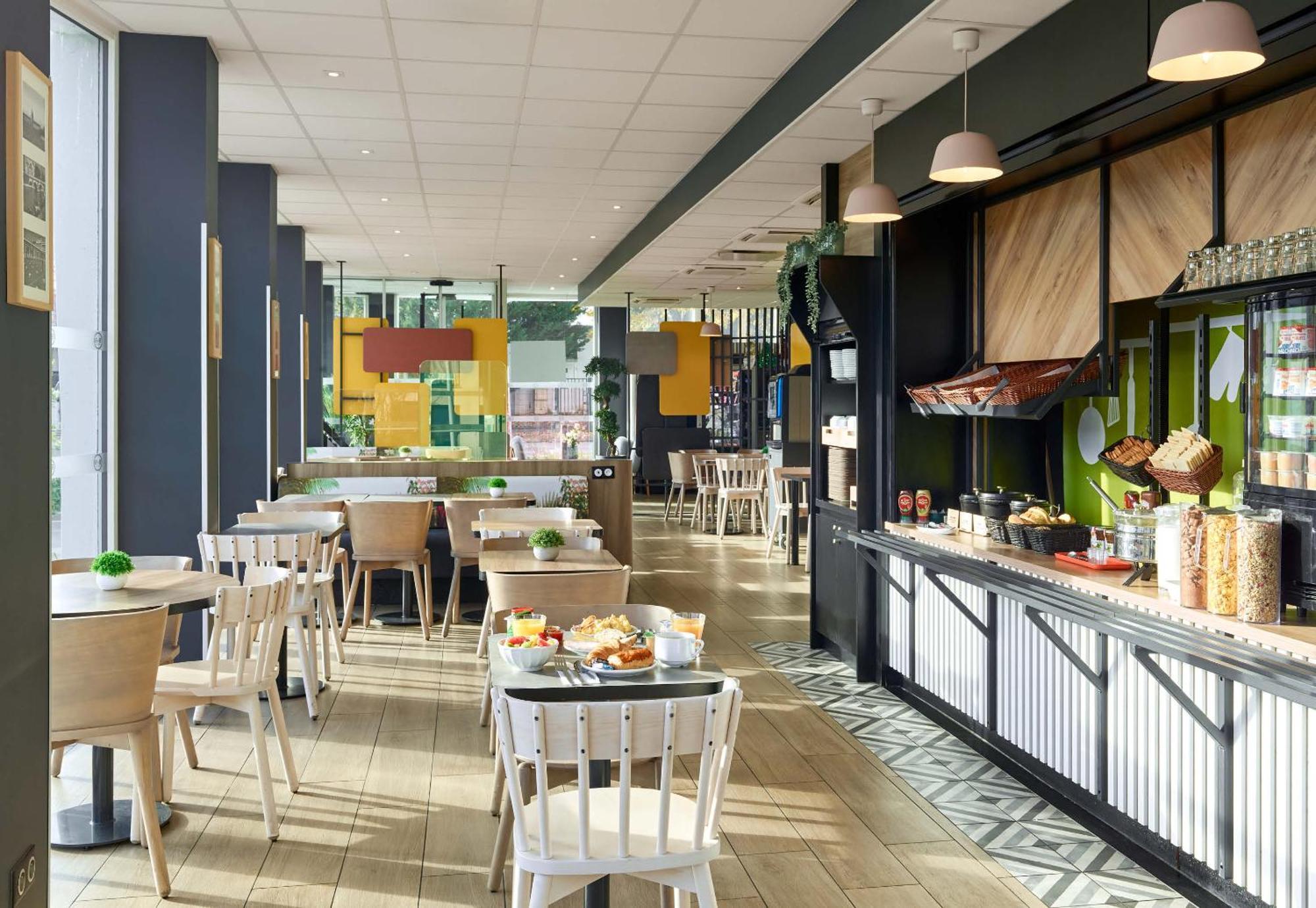 B&B Hotel Massy Gare Tgv Zewnętrze zdjęcie